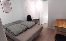 Studio Close To Downtown